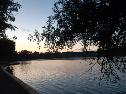 Image of loch at sunset